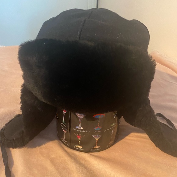 VINTAGE black faux fur cold weather hat ❄️ ⛄️ - Picture 5 of 8